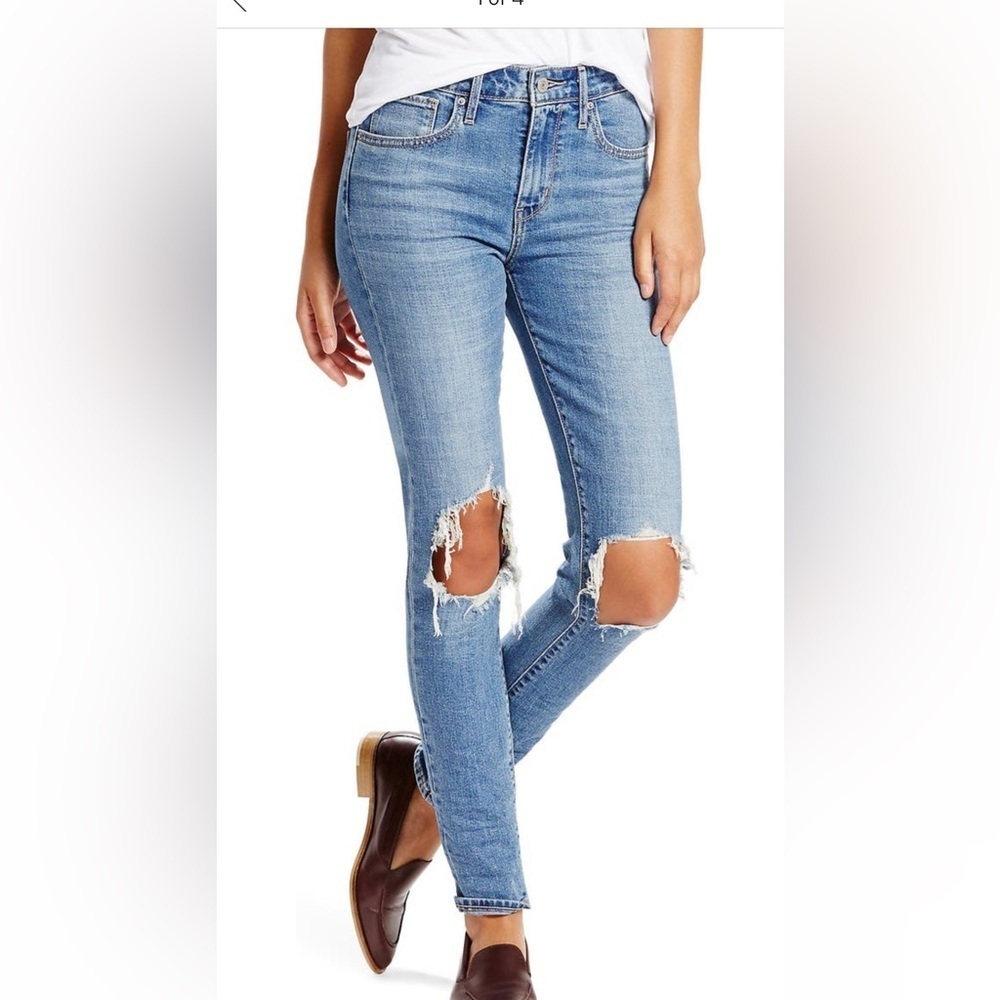 Levi Skinny Denim - Picture 2 of 3